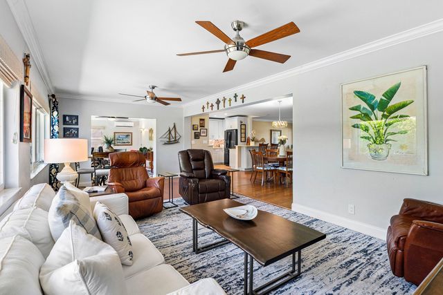 865 NE 5th Street, Deerfield Beach, FL 33441