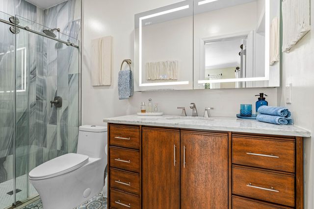 865 NE 5th Street, Deerfield Beach, FL 33441