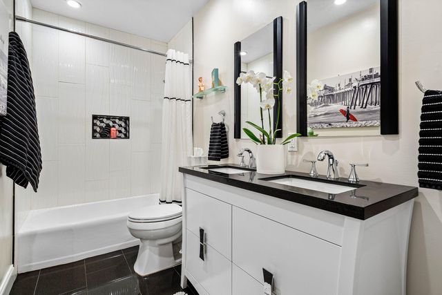 865 NE 5th Street, Deerfield Beach, FL 33441