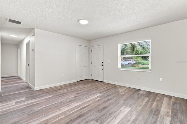 6204 ASHLAND AVENUE, Leesburg, FL 34748