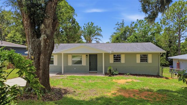6204 ASHLAND AVENUE, Leesburg, FL 34748