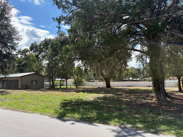 2710 NE 15TH AVENUE, Ocala, FL 34470