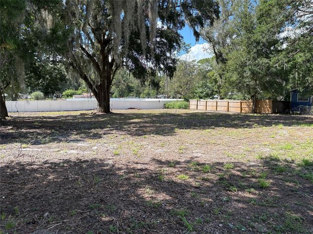 2710 NE 15TH AVENUE, Ocala, FL 34470