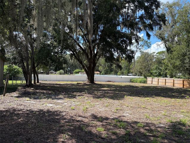 2710 NE 15TH AVENUE, Ocala, FL 34470
