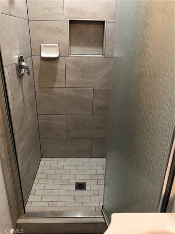 5431 Troost, Valley Village, CA 91601