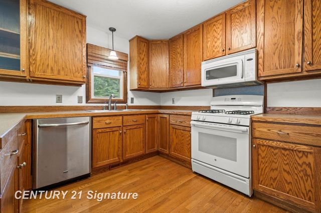 4140 Firethorn Drive, Saginaw, MI 48603