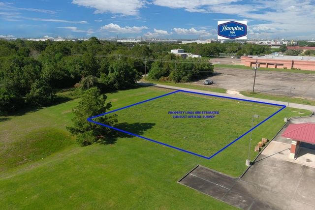 1100 6th Street, La Porte, TX 77571