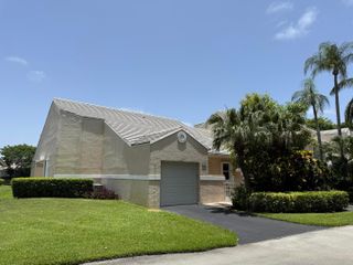 225 N Lakeshore Drive, Hypoluxo, FL 33462