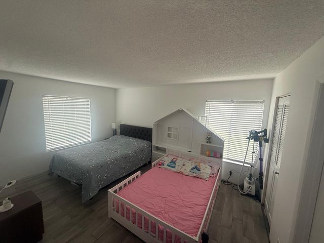 617 SEA PINE Way E1, Greenacres, FL 33415