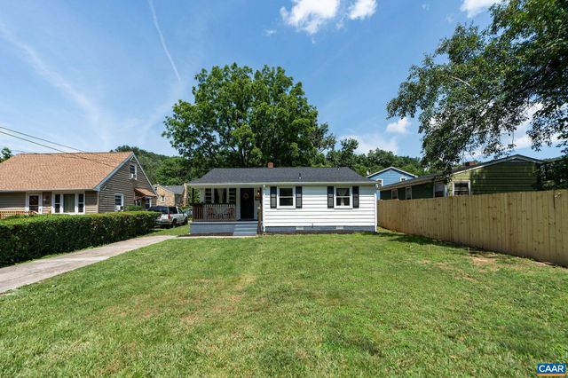 1345 10TH ST, Waynesboro, VA 22980