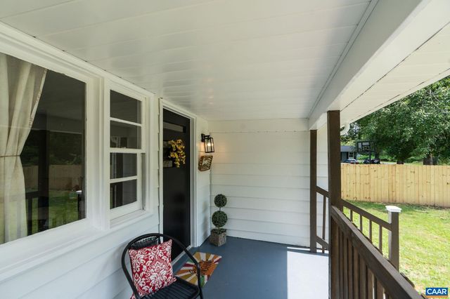 1345 10TH ST, Waynesboro, VA 22980