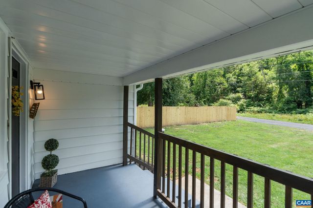 1345 10TH ST, Waynesboro, VA 22980
