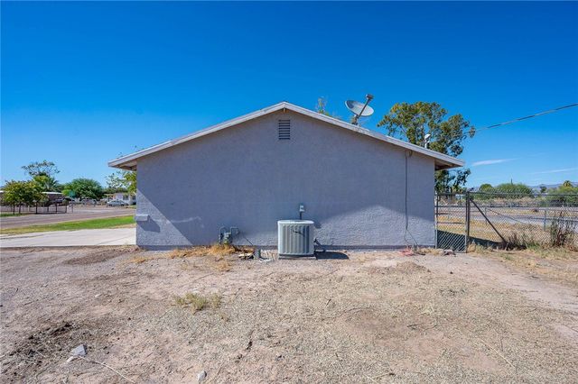 2126 E Lone Star Drive, Mohave Valley, AZ 86440