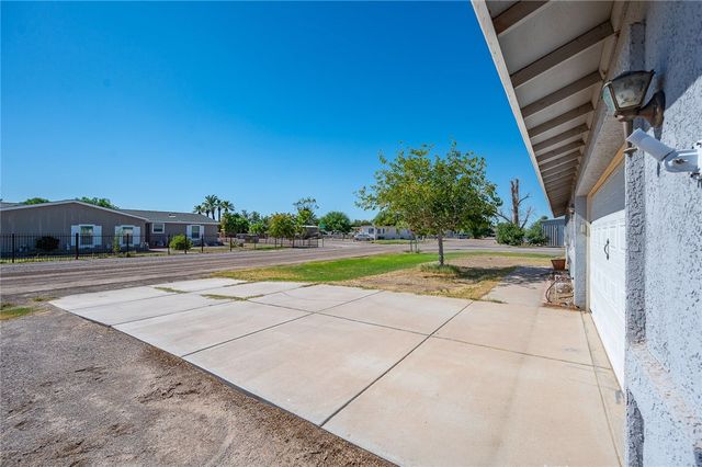 2126 E Lone Star Drive, Mohave Valley, AZ 86440
