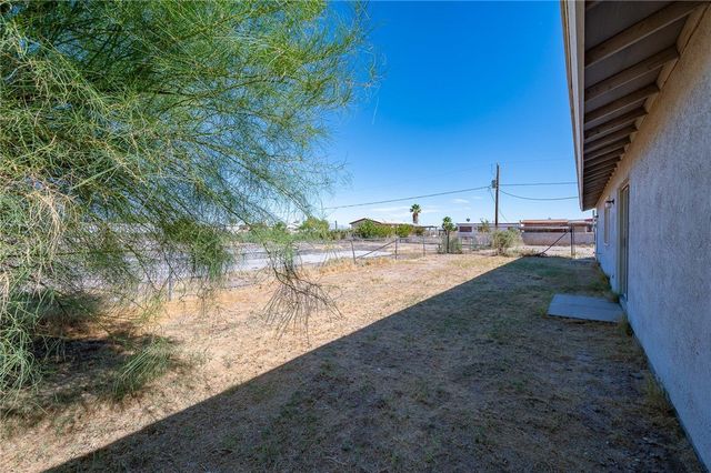 2126 E Lone Star Drive, Mohave Valley, AZ 86440