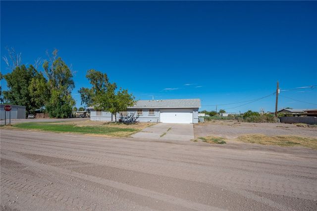 2126 E Lone Star Drive, Mohave Valley, AZ 86440