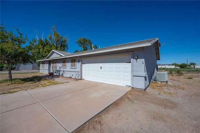 2126 E Lone Star Drive, Mohave Valley, AZ 86440