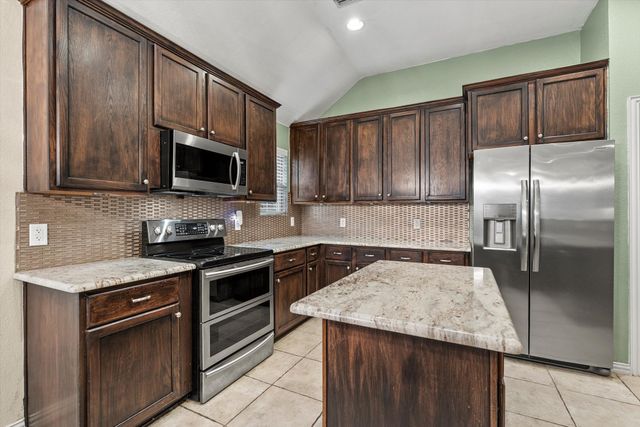 2616 Independence Drive, Melissa, TX 75454