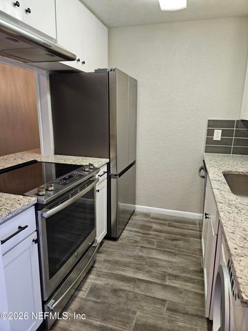 4836 ATLANTIC Boulevard 106, Jacksonville, FL 32207