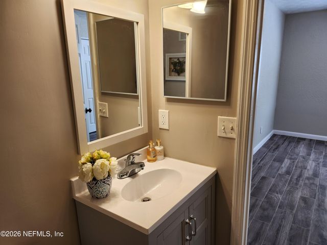 4836 ATLANTIC Boulevard 106, Jacksonville, FL 32207