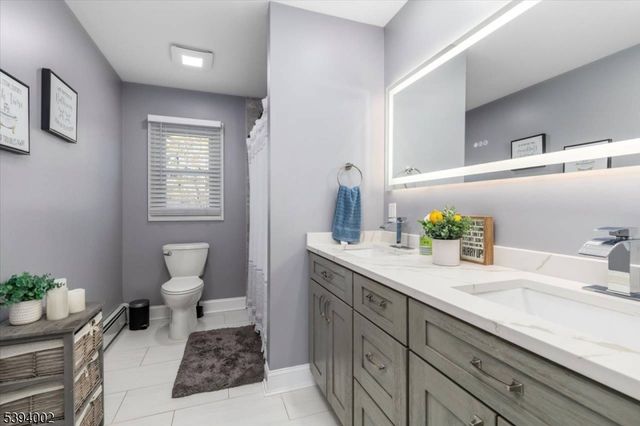 30 Melissa Dr, Totowa Boro, NJ 07512