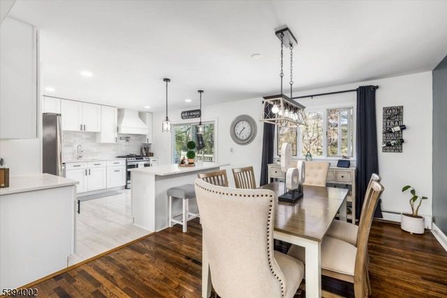 30 Melissa Dr, Totowa Boro, NJ 07512