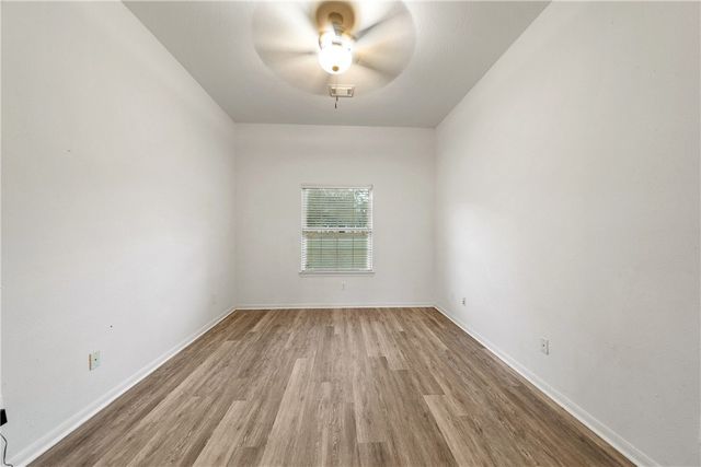 118 Pin Oak Lane, Hempstead, TX 77445