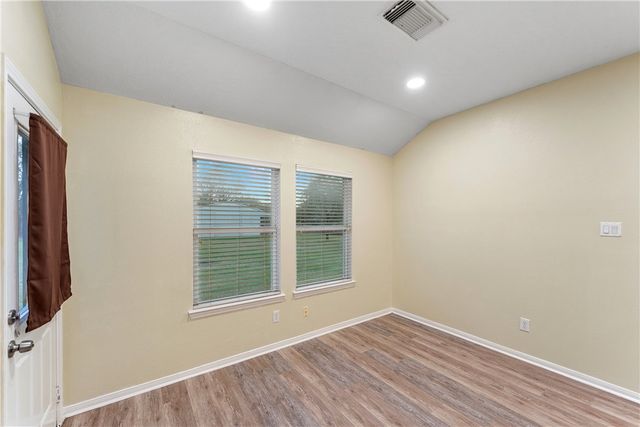 118 Pin Oak Lane, Hempstead, TX 77445