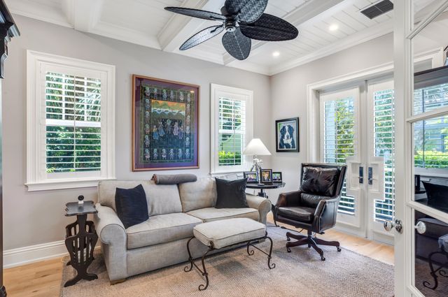 110 SEA Lane, Delray Beach, FL 33483