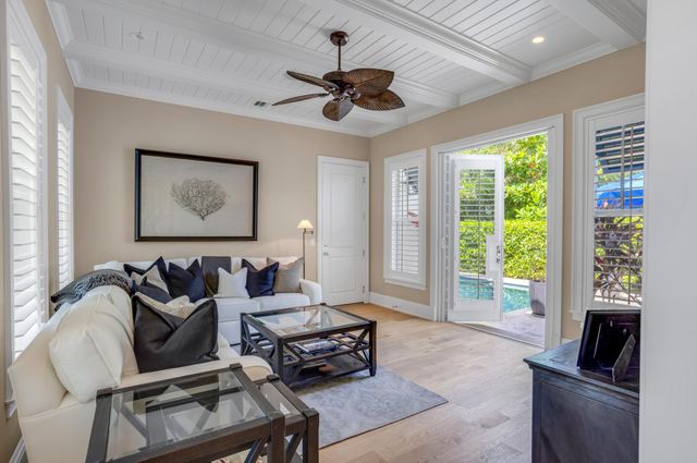 110 SEA Lane, Delray Beach, FL 33483