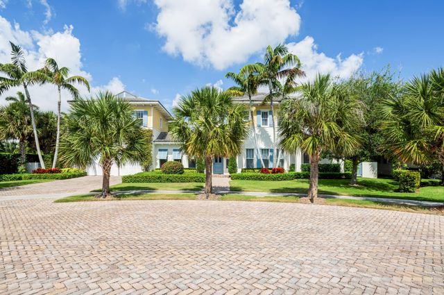 110 SEA Lane, Delray Beach, FL 33483