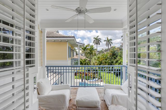 110 SEA Lane, Delray Beach, FL 33483