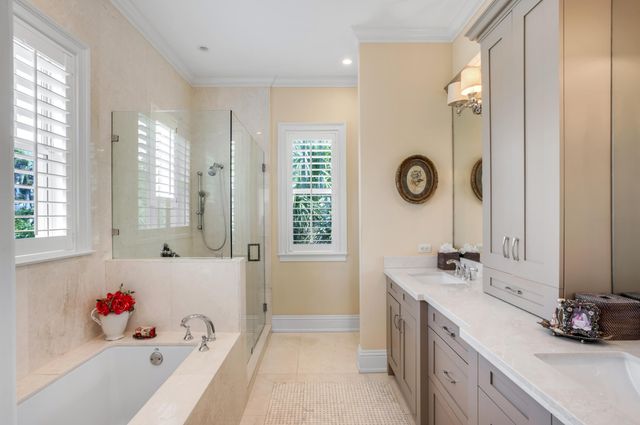 110 SEA Lane, Delray Beach, FL 33483