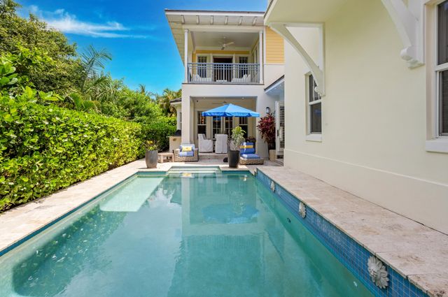 110 SEA Lane, Delray Beach, FL 33483