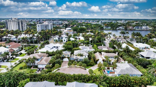 110 SEA Lane, Delray Beach, FL 33483