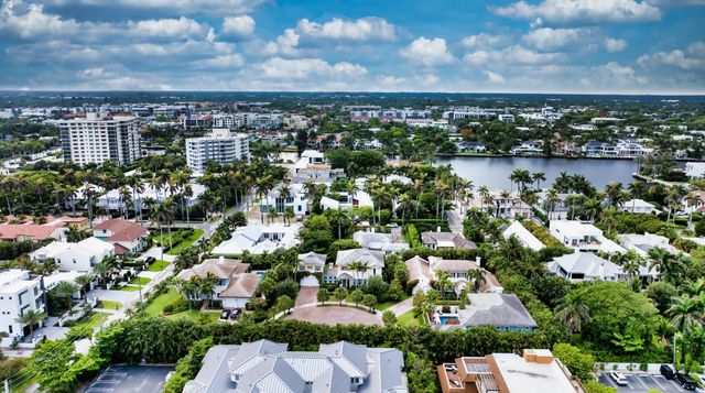 110 SEA Lane, Delray Beach, FL 33483
