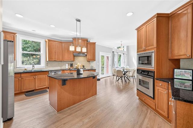 4000 Lantern Hill Drive, Dacula, GA 30019