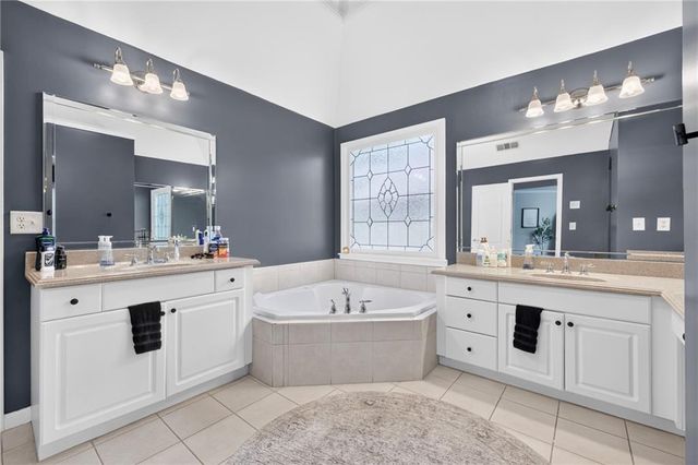 4000 Lantern Hill Drive, Dacula, GA 30019