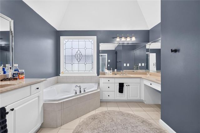 4000 Lantern Hill Drive, Dacula, GA 30019