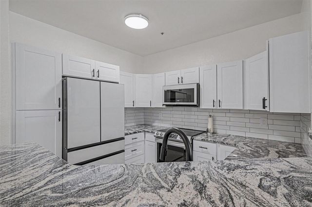 1691 W Canal Circle 1115, Littleton, CO 80120