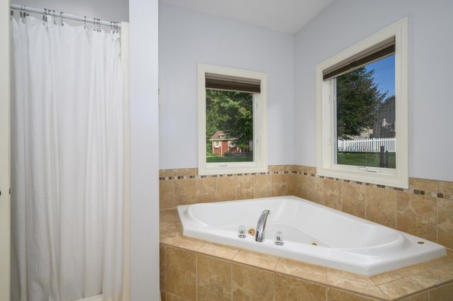 255 Golden Bear Lane, Zumbrota, MN 55992