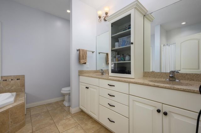 255 Golden Bear Lane, Zumbrota, MN 55992