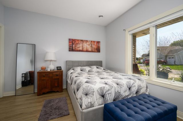 255 Golden Bear Lane, Zumbrota, MN 55992