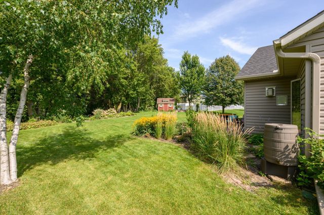 255 Golden Bear Lane, Zumbrota, MN 55992