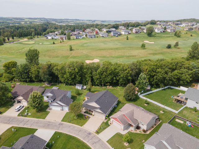 255 Golden Bear Lane, Zumbrota, MN 55992