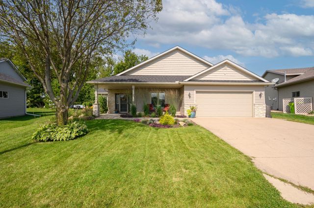 255 Golden Bear Lane, Zumbrota, MN 55992