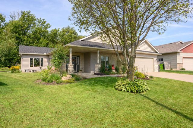 255 Golden Bear Lane, Zumbrota, MN 55992