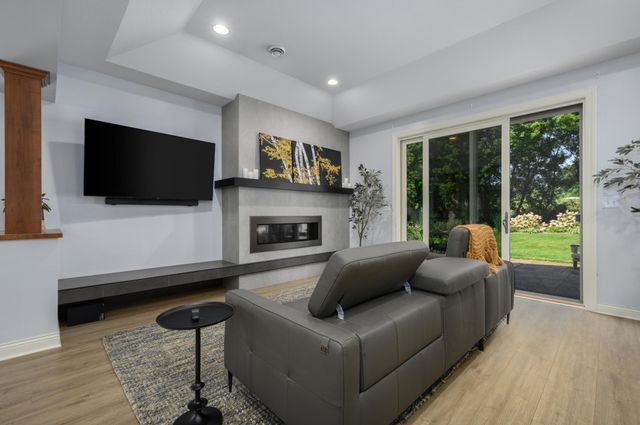 255 Golden Bear Lane, Zumbrota, MN 55992