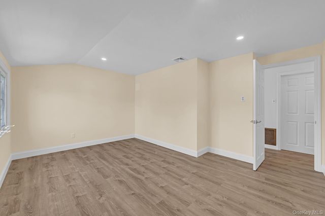 170 Park Lane, Massapequa, NY 11758