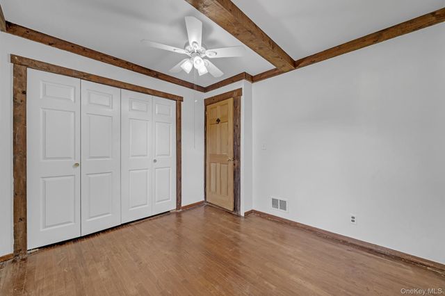 170 Park Lane, Massapequa, NY 11758